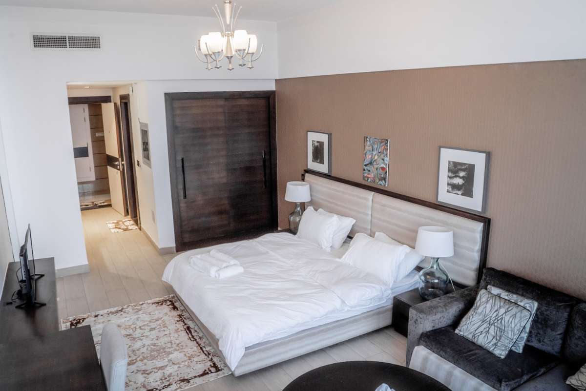 Fully Furnished Studio | Canal View | Investor Deal